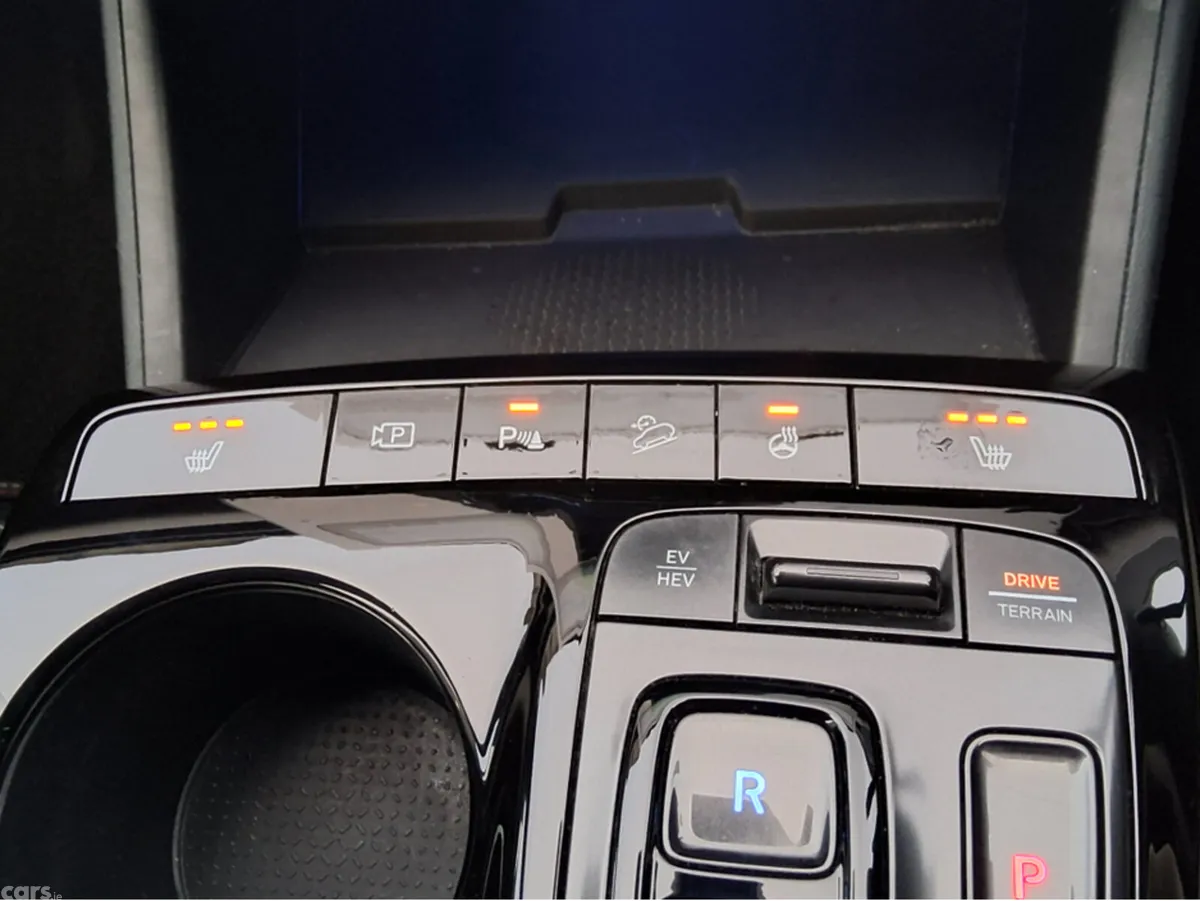 Hyundai Tucson SUV, Petrol Plug-in Hybrid, 2024, Black