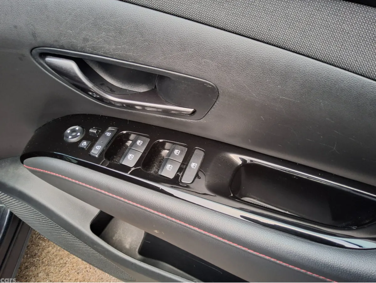 Hyundai Tucson SUV, Petrol Plug-in Hybrid, 2024, Black