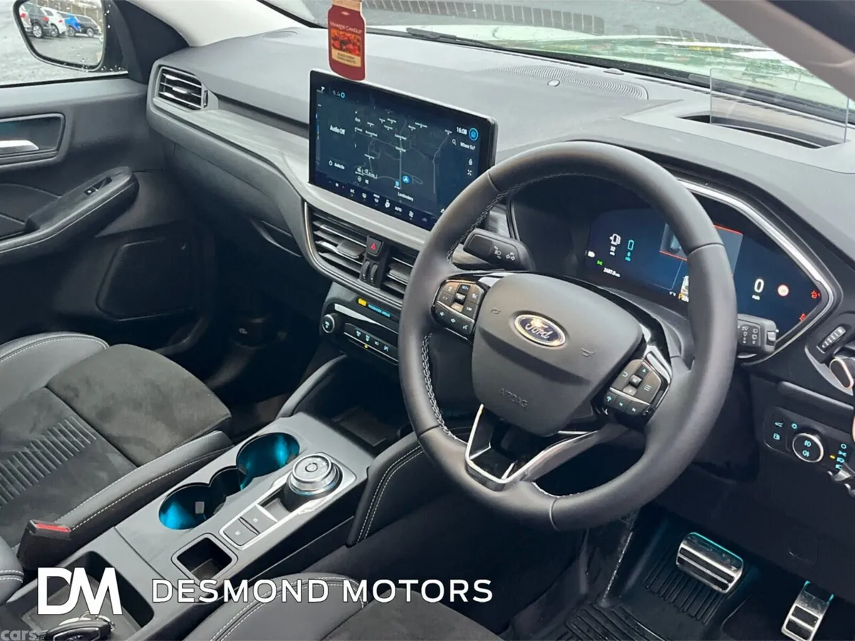 Ford Kuga SUV, Petrol Hybrid, 2025, Green