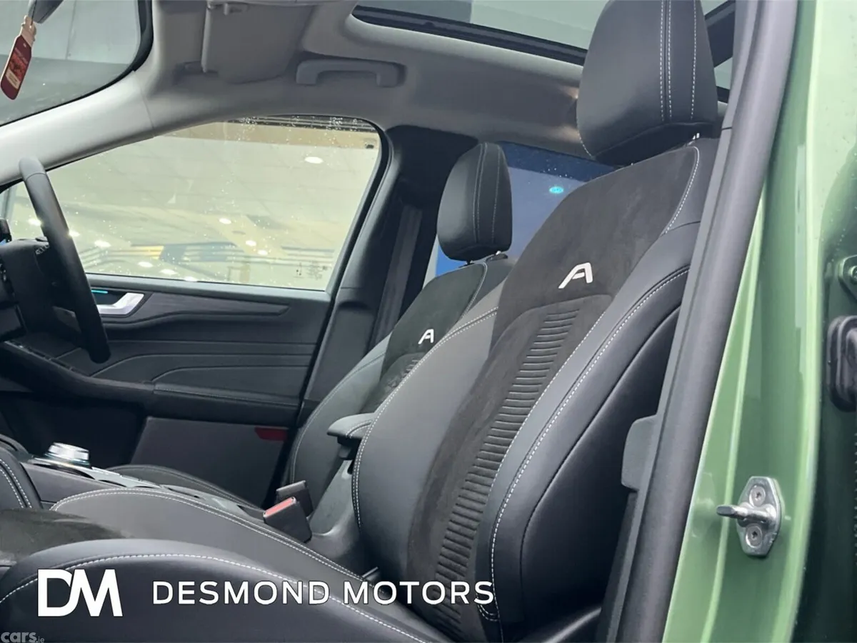 Ford Kuga SUV, Petrol Hybrid, 2025, Green