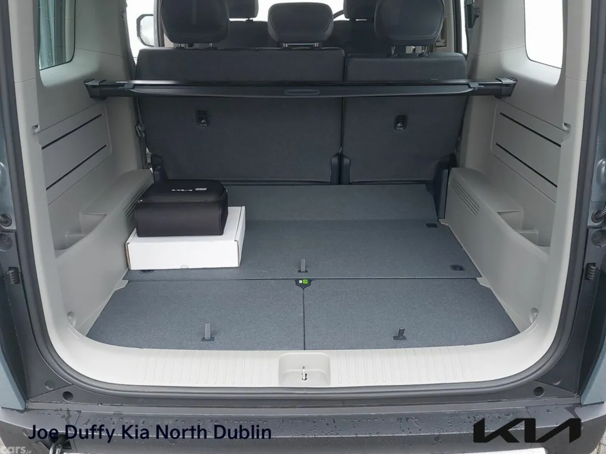 Kia PV5 MPV, Electric, 2026, Blue
