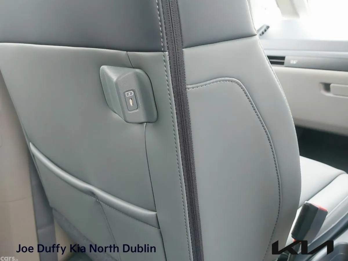 Kia PV5 MPV, Electric, 2026, Blue