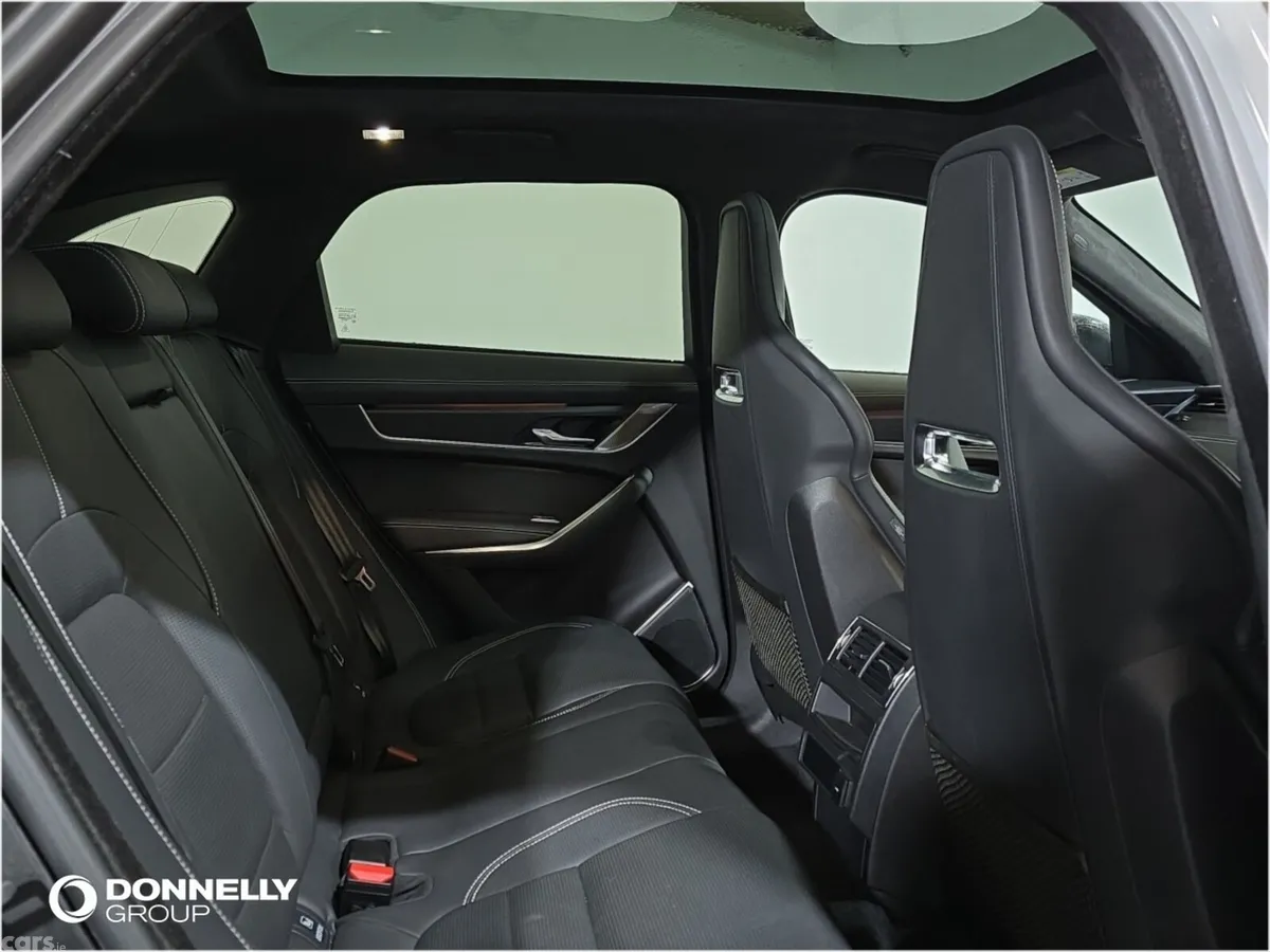 Jaguar F-Pace Estate, Diesel, 2023, White