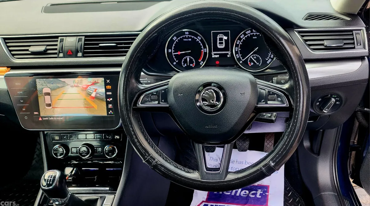 Skoda Superb Saloon, Diesel, 2018, Blue