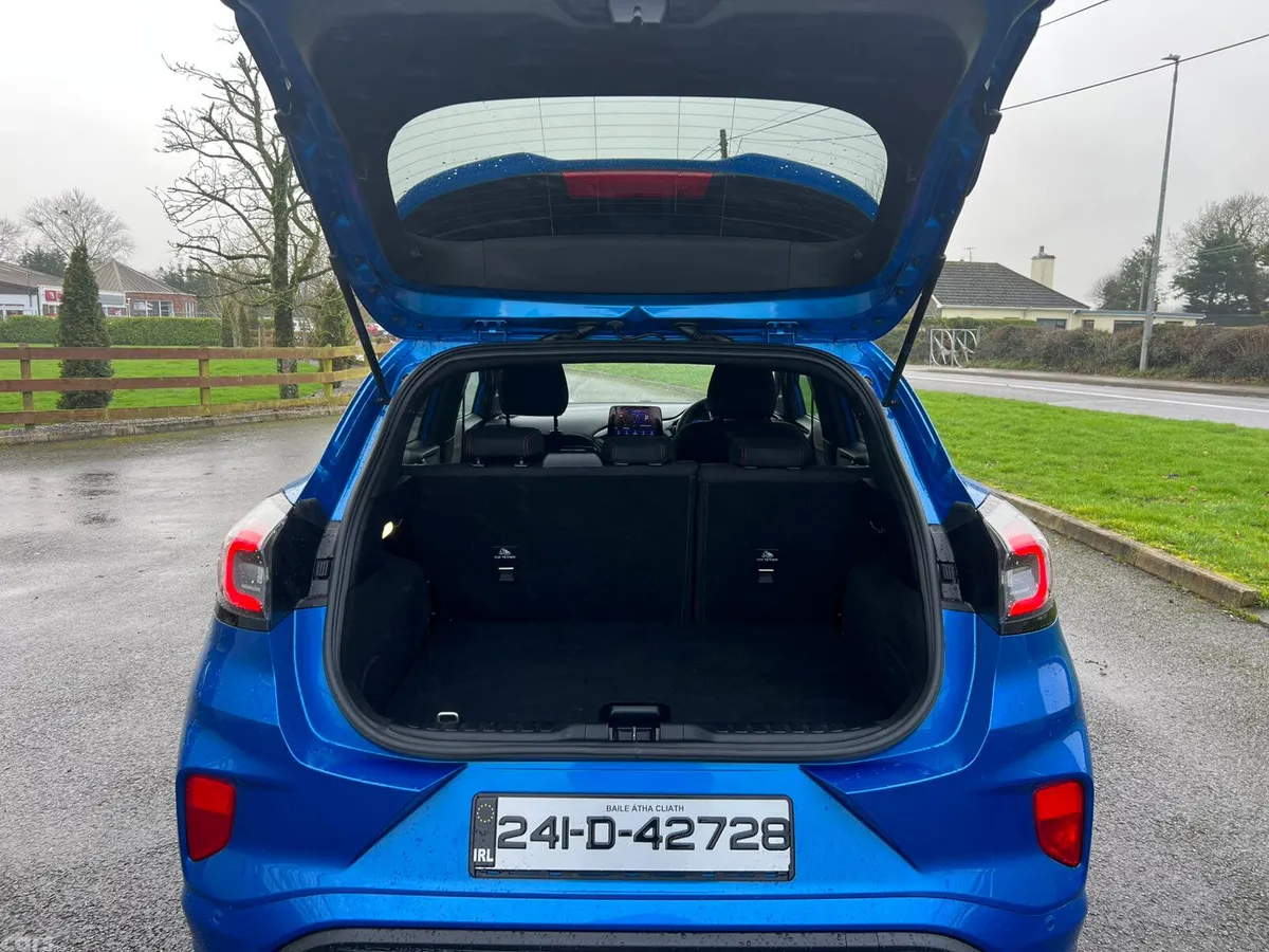 Ford Puma MPV, Petrol, 2024, Blue