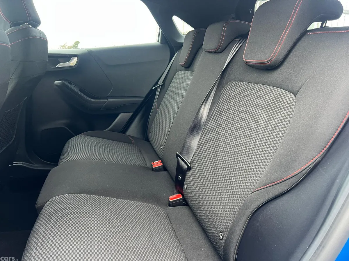 Ford Puma MPV, Petrol, 2024, Blue
