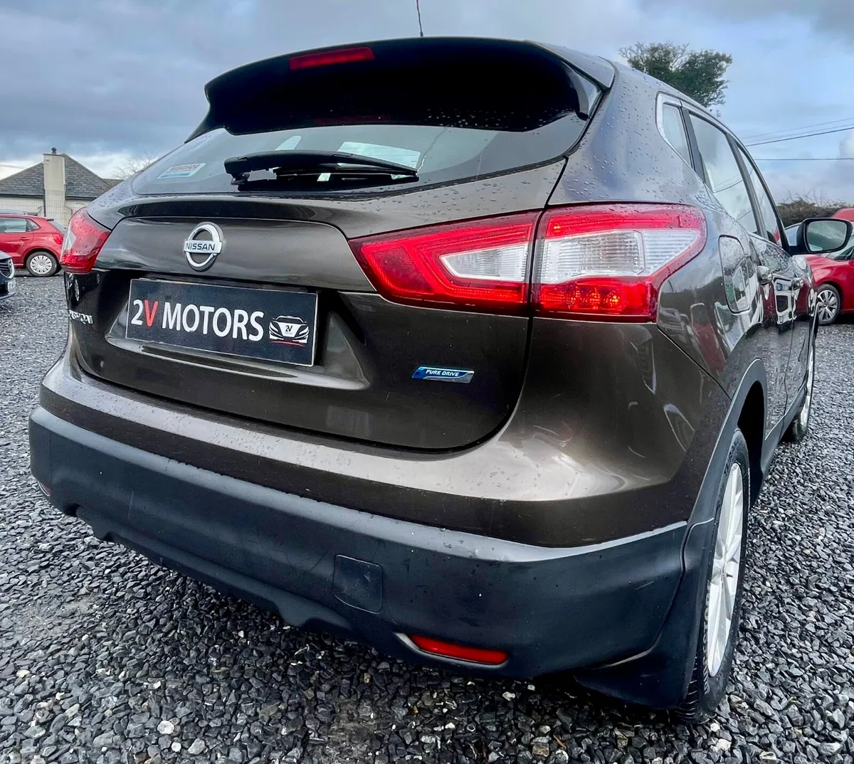 Nissan Qashqai Hatchback, Diesel, 2015, Brown