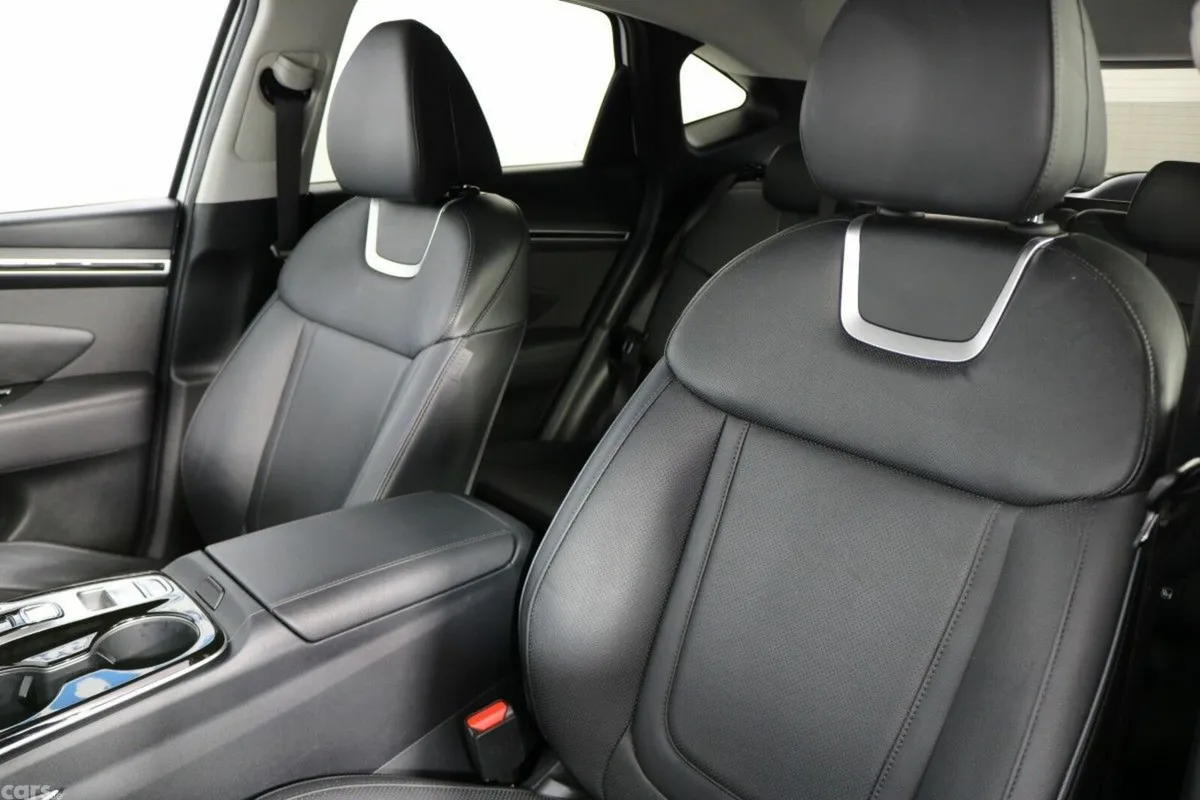 Hyundai Tucson SUV, Petrol Hybrid, 2024, White