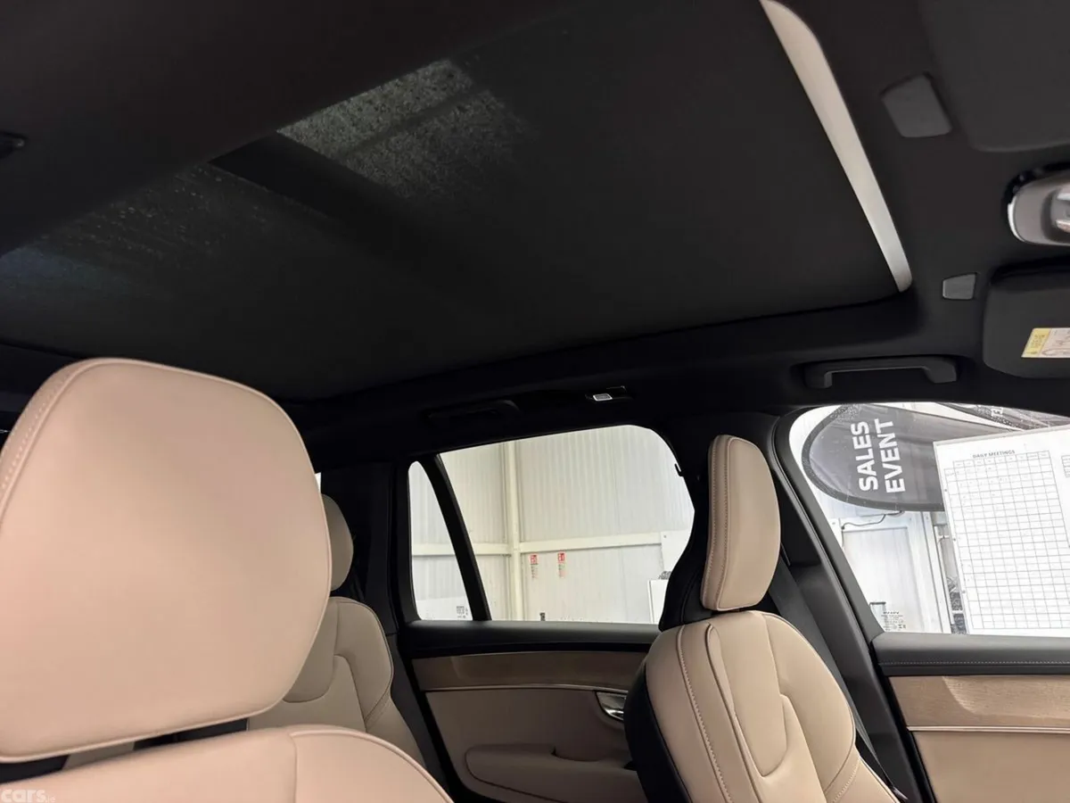 Volvo XC90 SUV, Petrol Plug-in Hybrid, 2026, Black