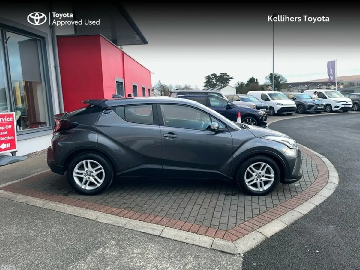 Toyota C-HR SUV, Petrol Hybrid, 2023, Grey
