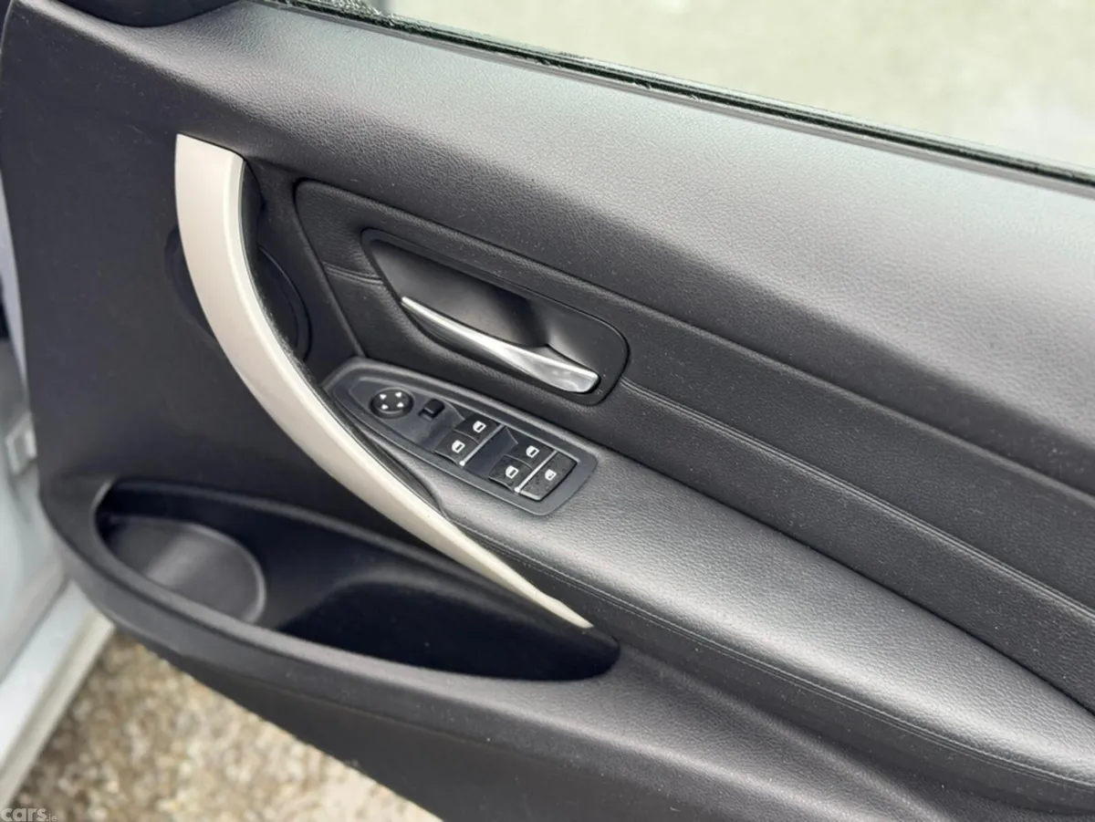 BMW 3-Series Saloon, Diesel, 2016, Silver