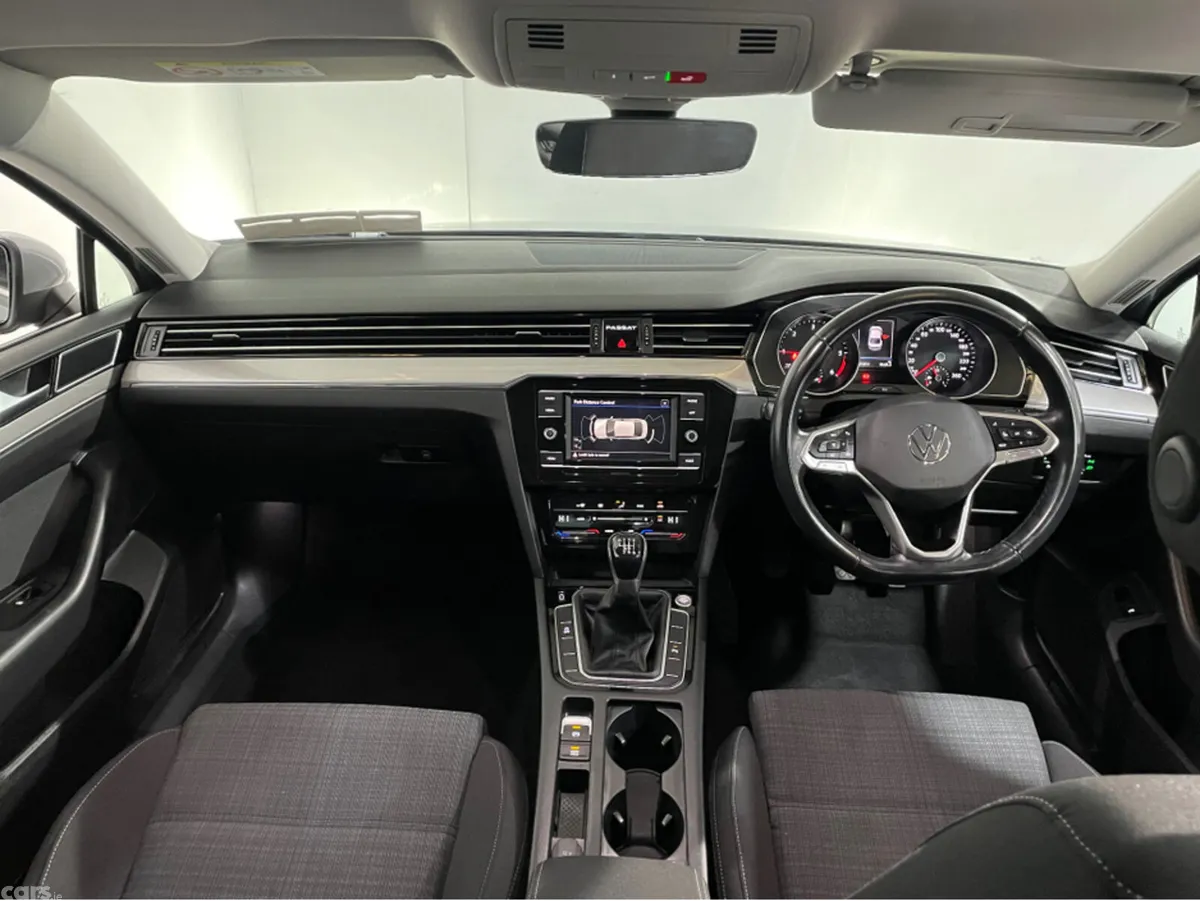 Volkswagen Passat Saloon, Diesel, 2022, Grey