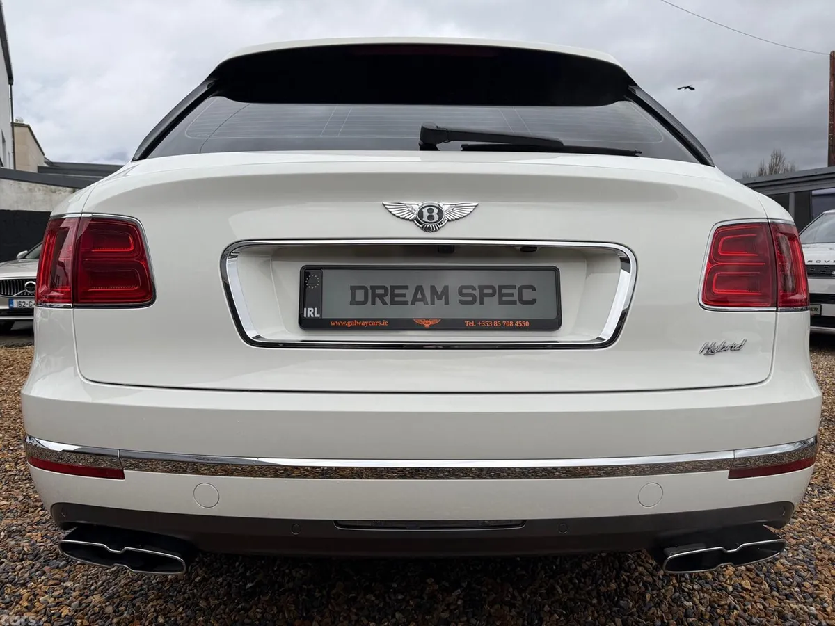 Bentley Bentayga Estate, Petrol Hybrid, 2020, White