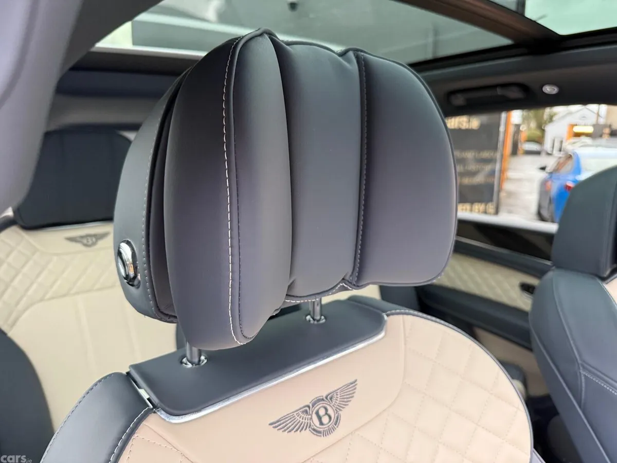 Bentley Bentayga Estate, Petrol Hybrid, 2020, White