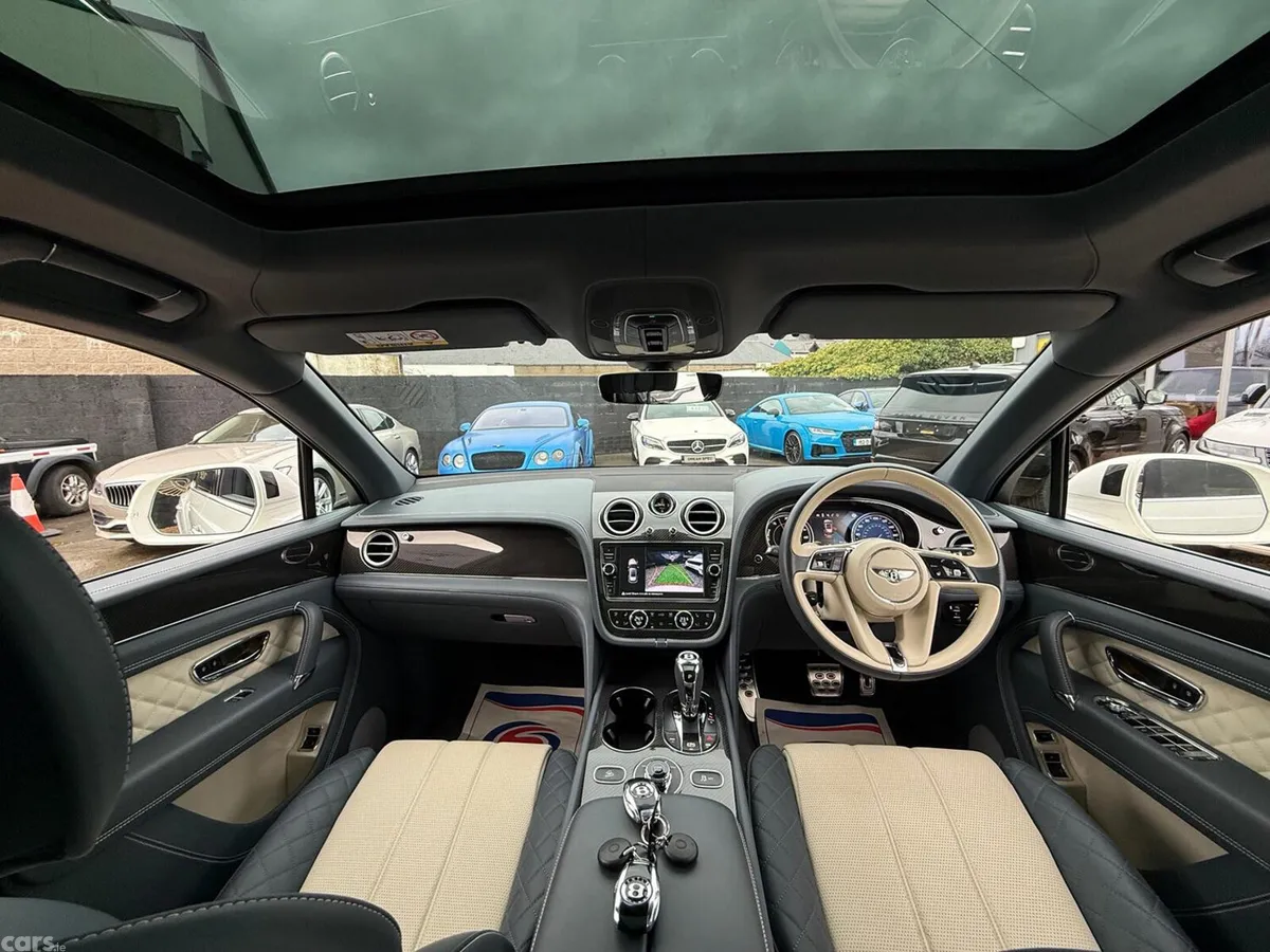 Bentley Bentayga Estate, Petrol Hybrid, 2020, White
