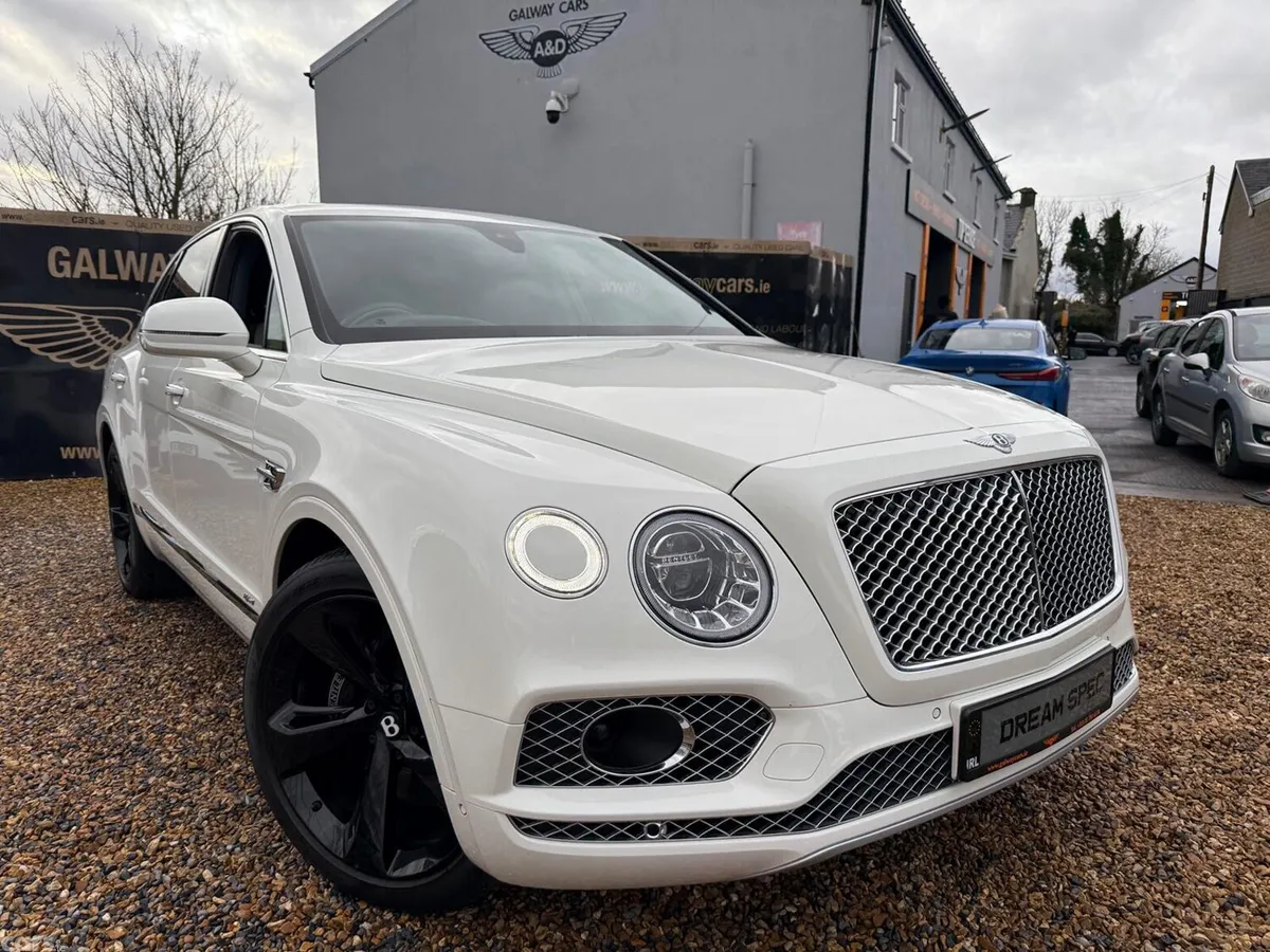 Bentley Bentayga Estate, Petrol Hybrid, 2020, White