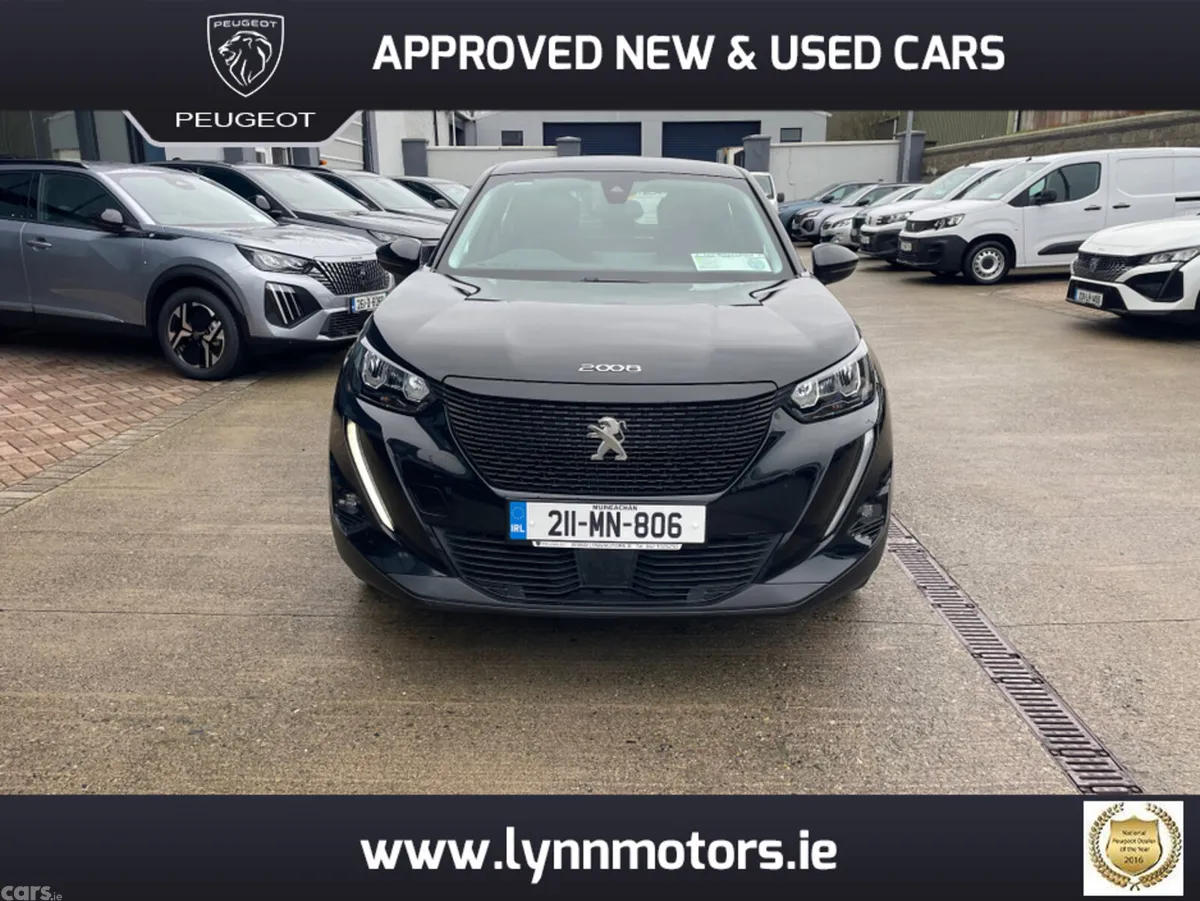 Peugeot 2008 MPV, Petrol, 2021, Black