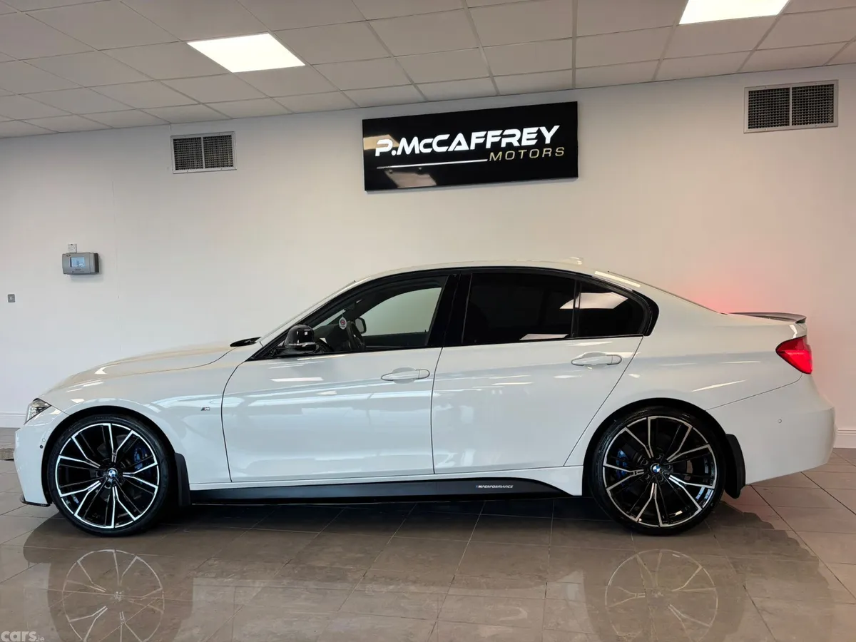 BMW 3-Series Saloon, Diesel, 2015, White