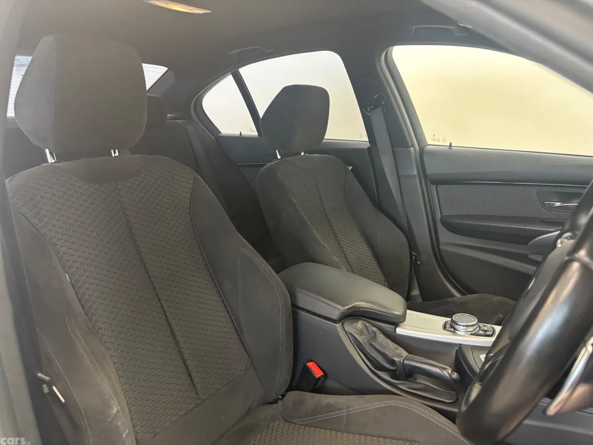 BMW 3-Series Saloon, Diesel, 2015, White