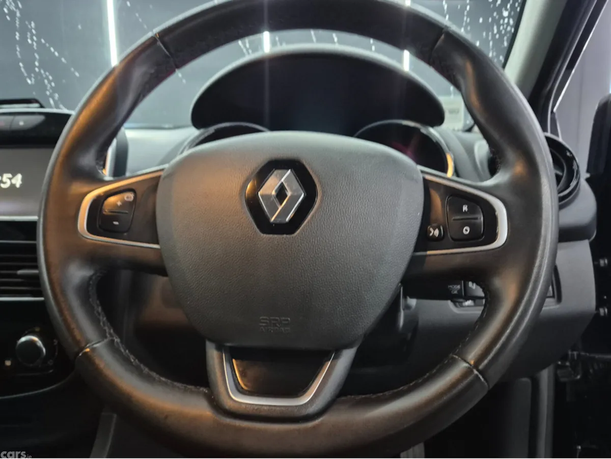 Renault Clio Hatchback, Petrol, 2018, Black