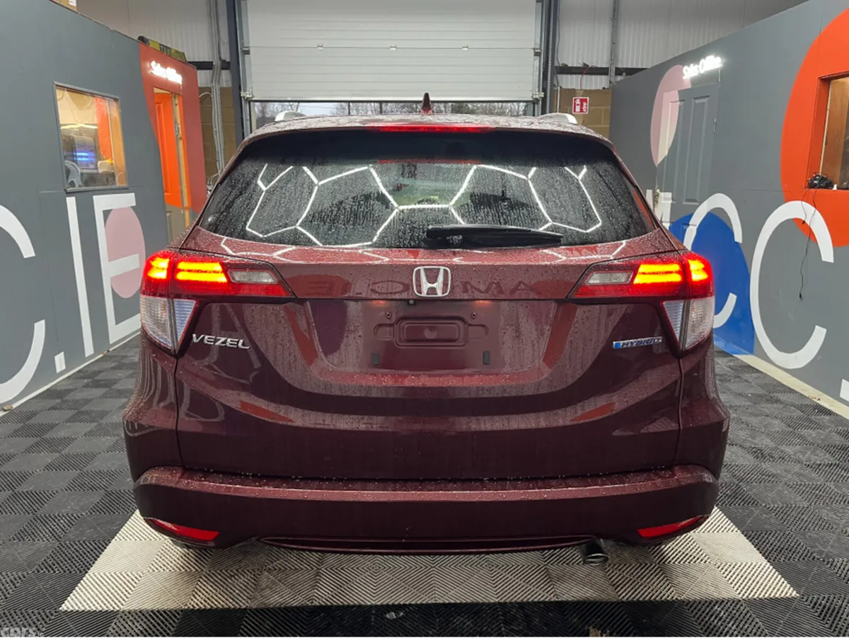 Honda Vezel SUV, Petrol Hybrid, 2015, Red