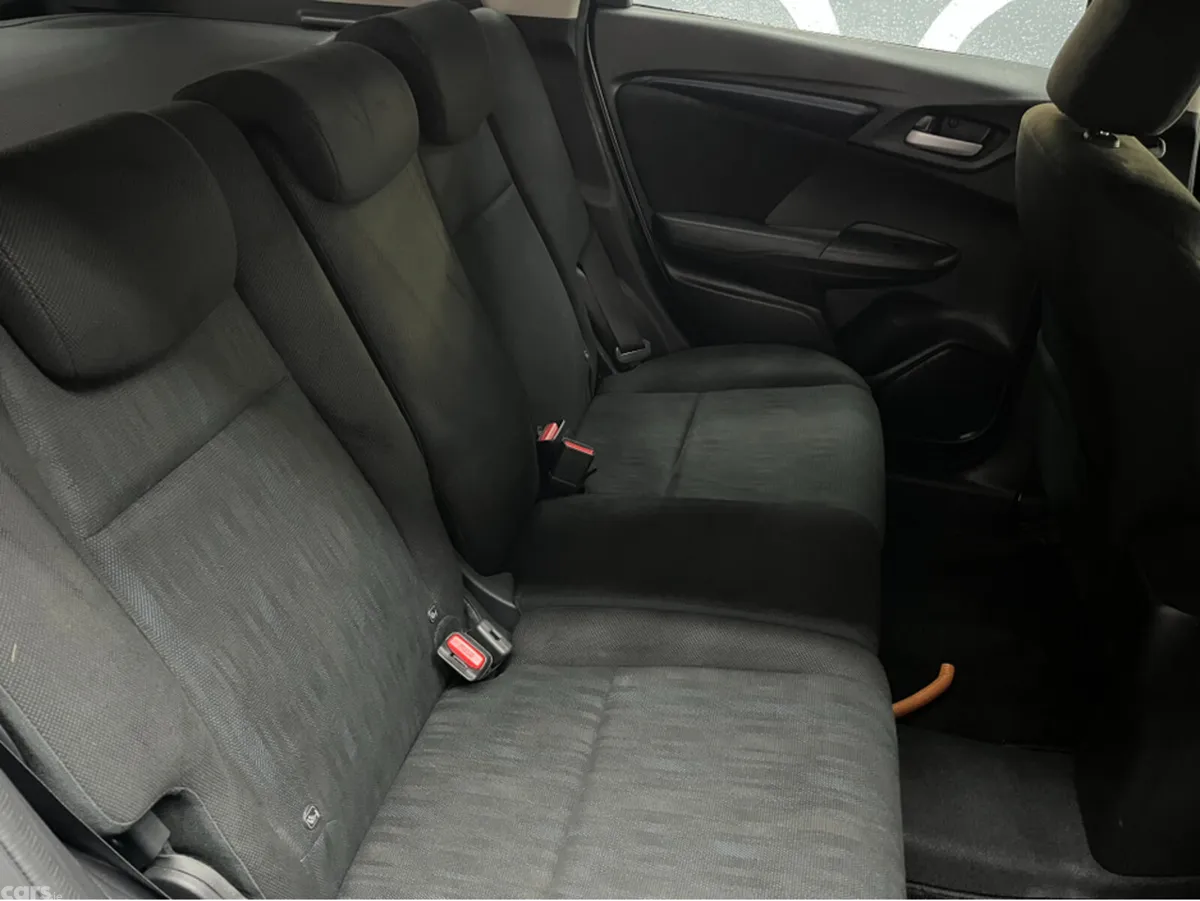 Honda Shuttle MPV, Petrol Hybrid, 2022, Silver