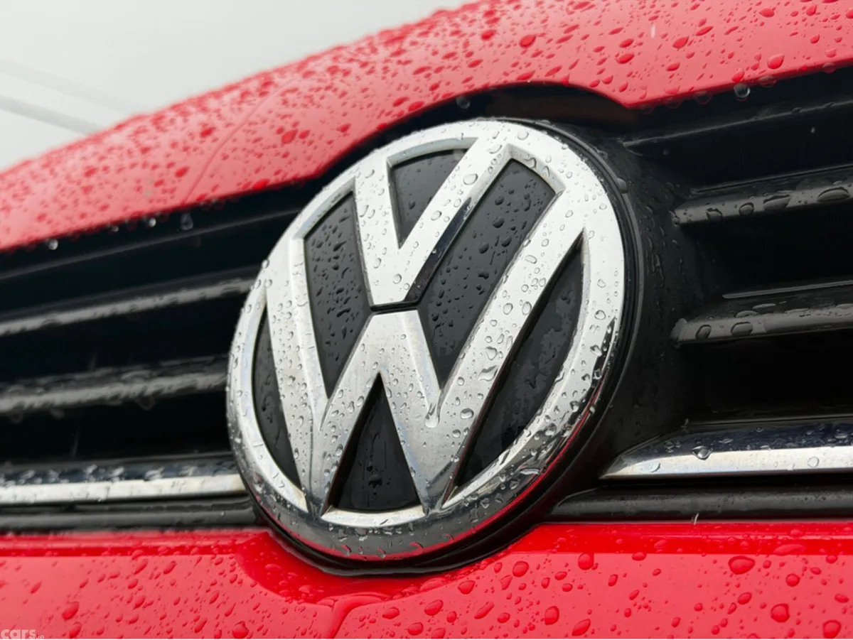 Volkswagen Polo Hatchback, Petrol, 2014, Red