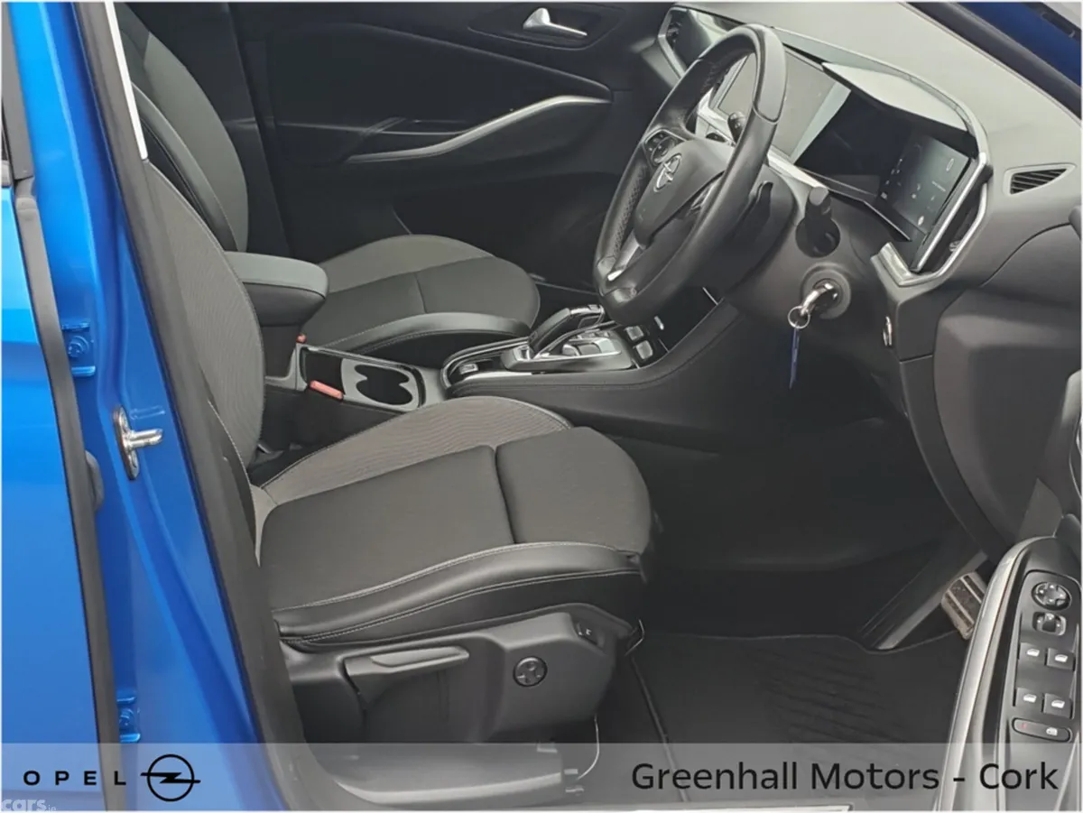 Opel Grandland SUV, Diesel, 2022, Blue