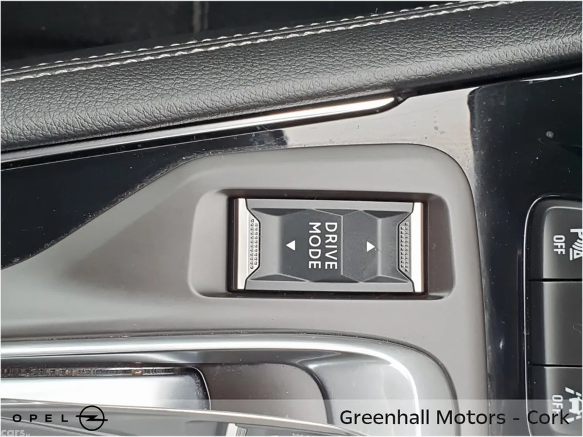 Opel Grandland SUV, Diesel, 2022, Blue