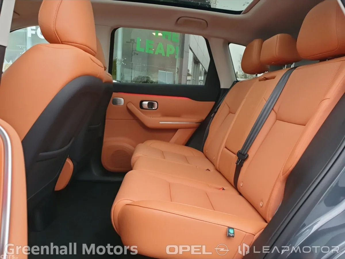 Leapmotor C10 SUV, Petrol Plug-in Hybrid, 2027, Grey