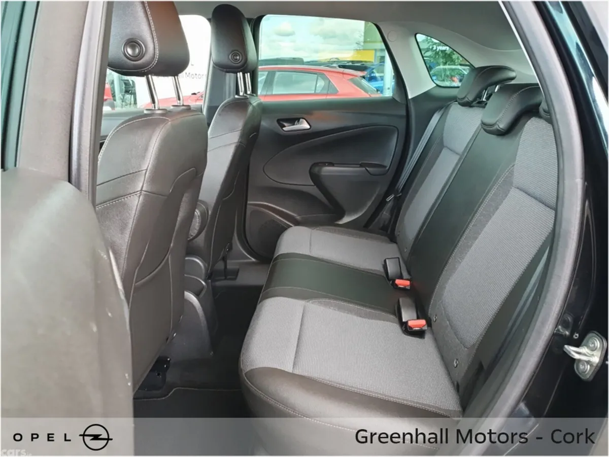 Opel Crossland SUV, Diesel, 2022, Black