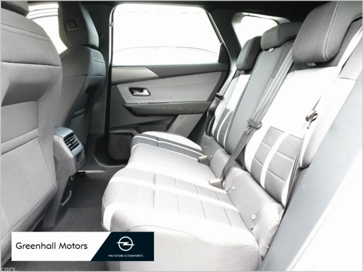 Opel Grandland SUV, Electric, 2026, Silver