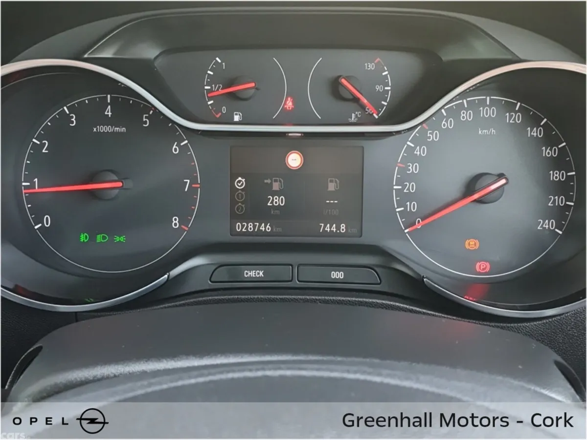 Opel Crossland SUV, Diesel, 2023, Black
