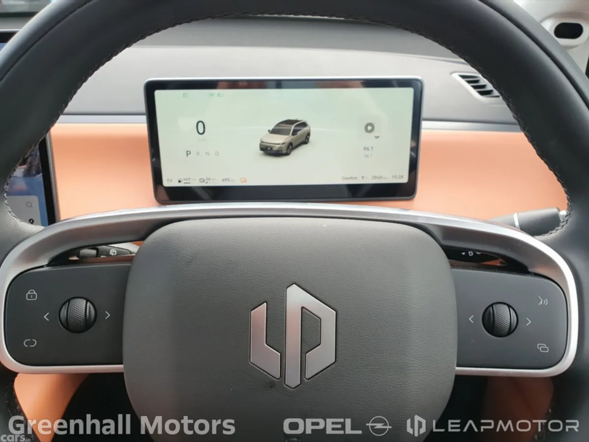 Leapmotor C10 Hatchback, Petrol Plug-in Hybrid, 2025, Grey