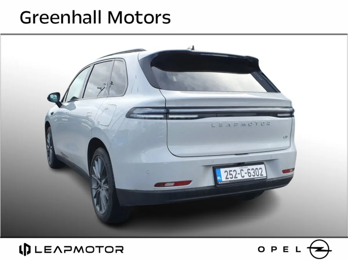 Leapmotor C10 Hatchback, Petrol Plug-in Hybrid, 2025, Grey