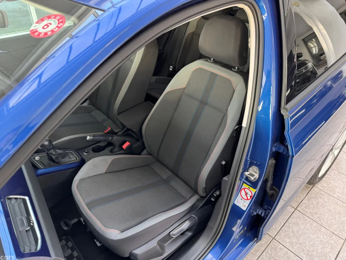 Volkswagen Polo Hatchback, Petrol, 2019, Blue