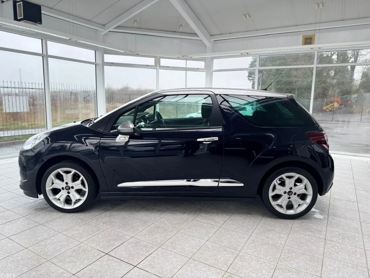 Citroen DS 3 Hatchback, Petrol, 2015, Blue