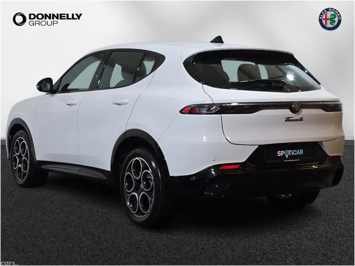 Alfa Romeo Tonale Hatchback, Petrol, 2024, White