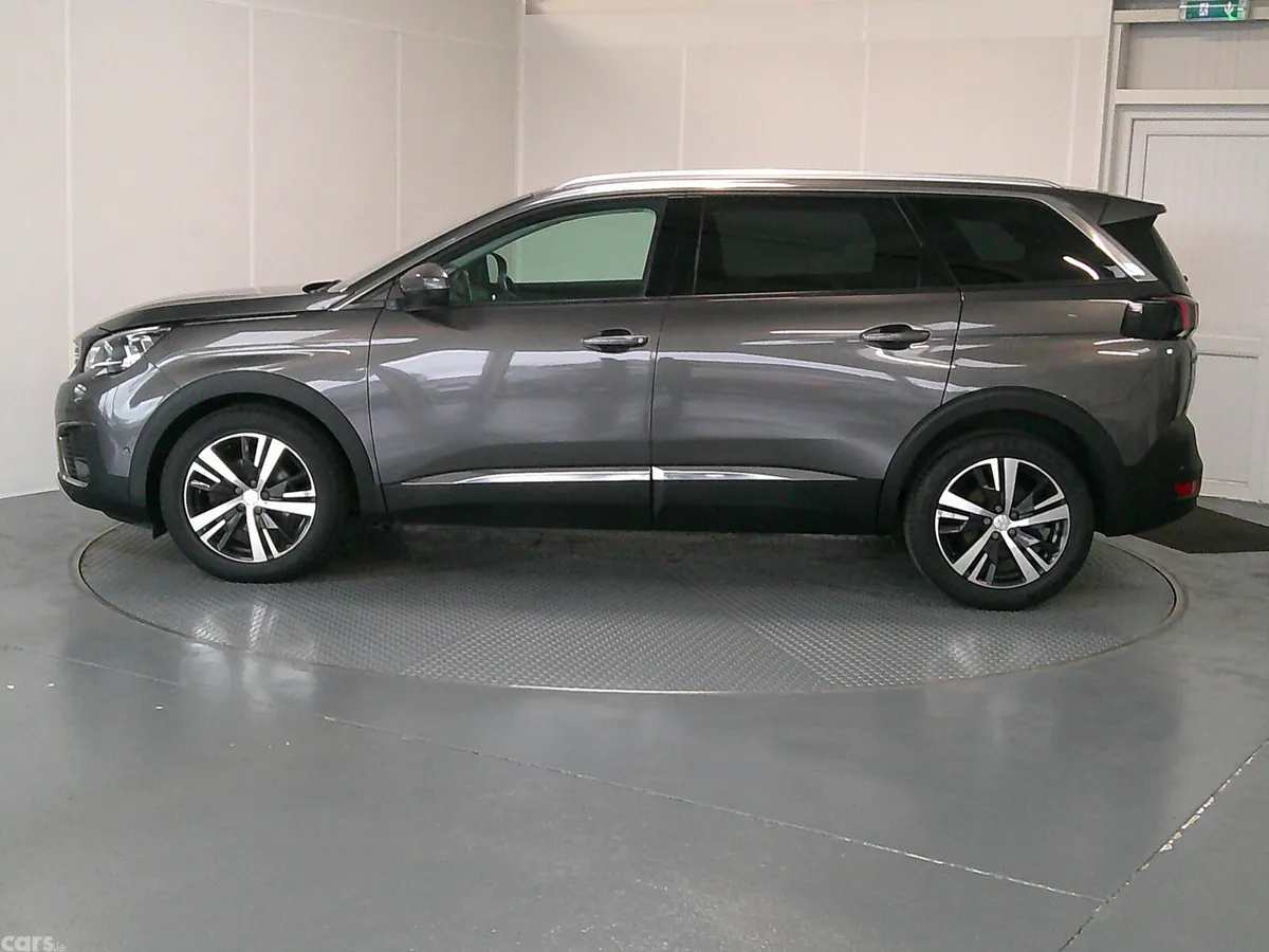 Peugeot 5008 SUV, Diesel, 2019, Grey