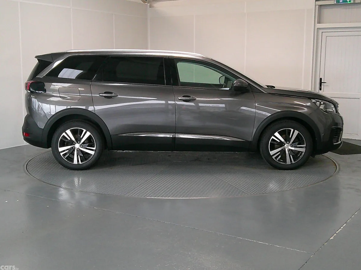 Peugeot 5008 SUV, Diesel, 2019, Grey