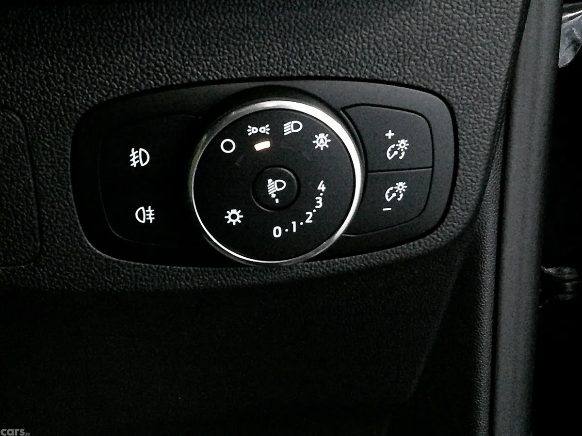 Ford Focus Hatchback, Diesel, 2021, Black