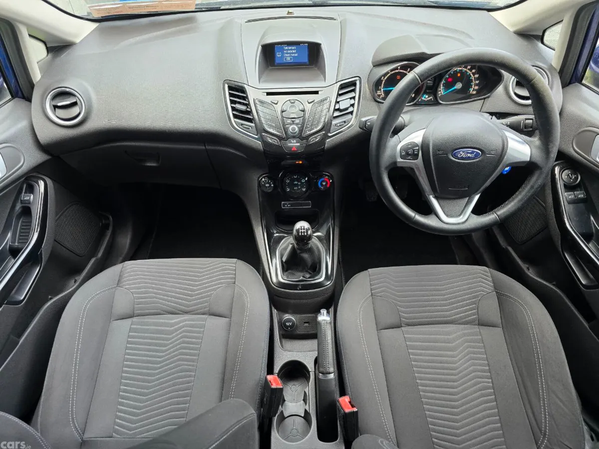 Ford Fiesta Hatchback, Petrol, 2017, Blue
