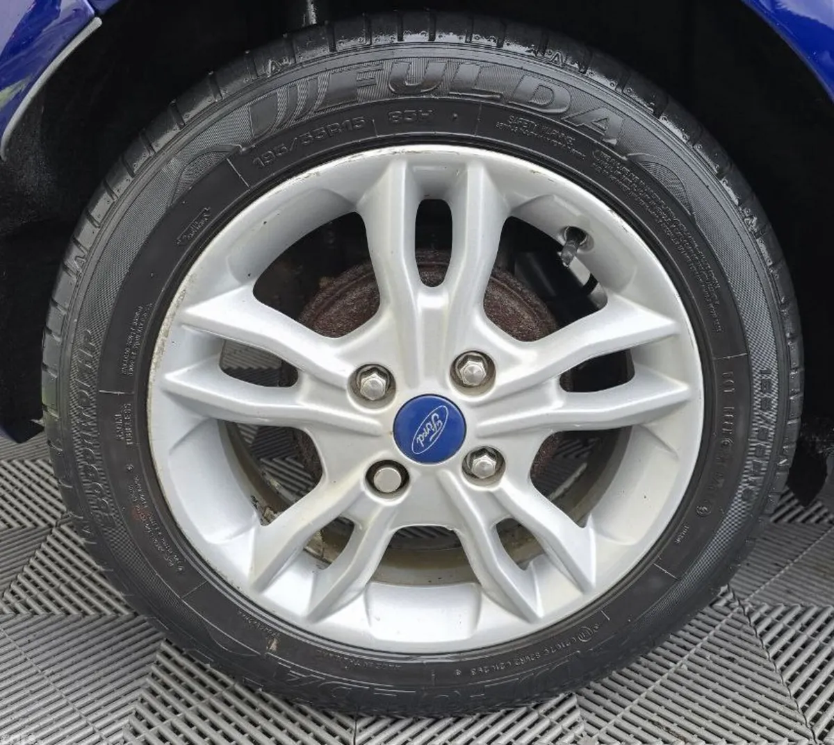 Ford Fiesta Hatchback, Petrol, 2017, Blue