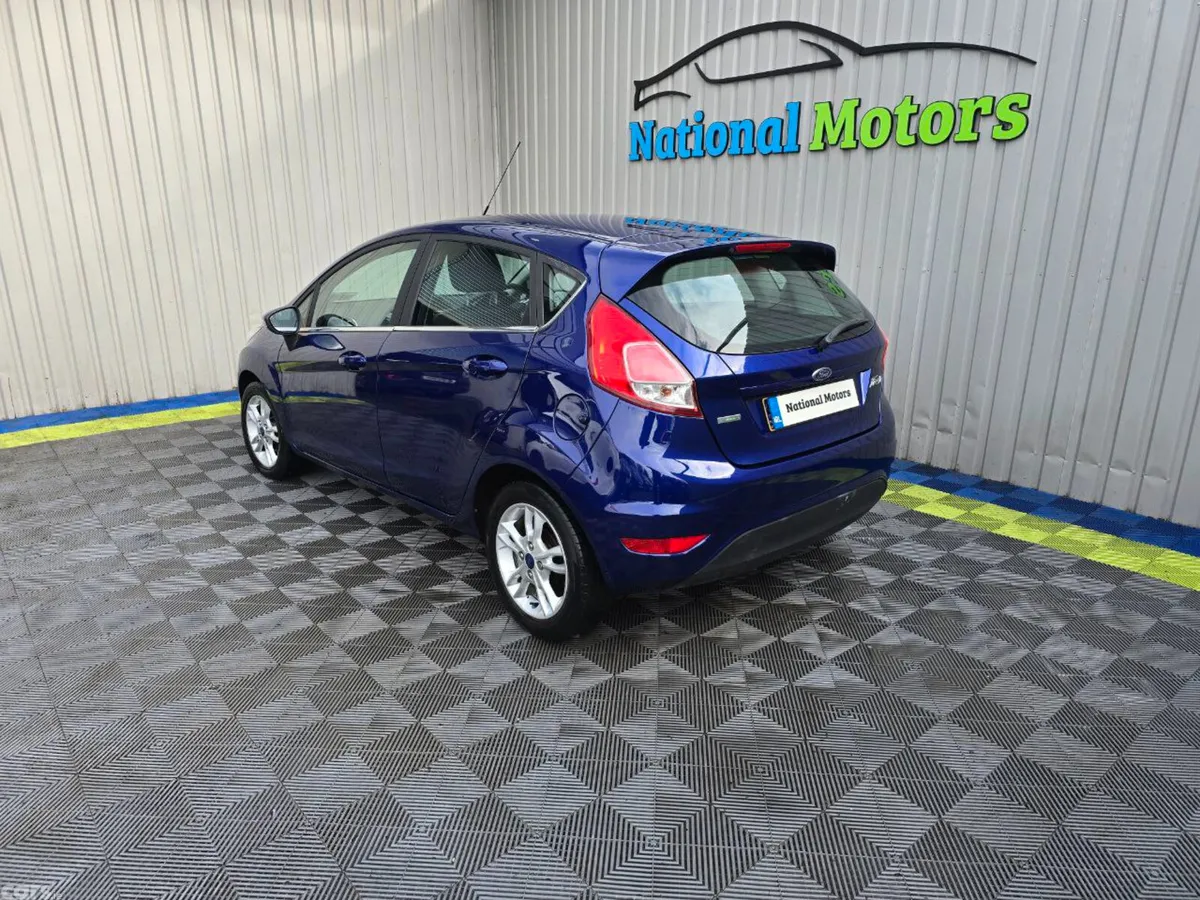 Ford Fiesta Hatchback, Petrol, 2017, Blue
