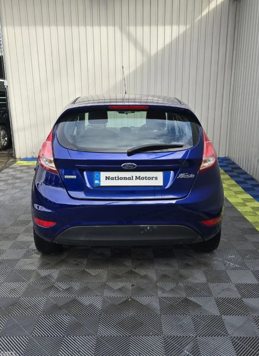 Ford Fiesta Hatchback, Petrol, 2017, Blue