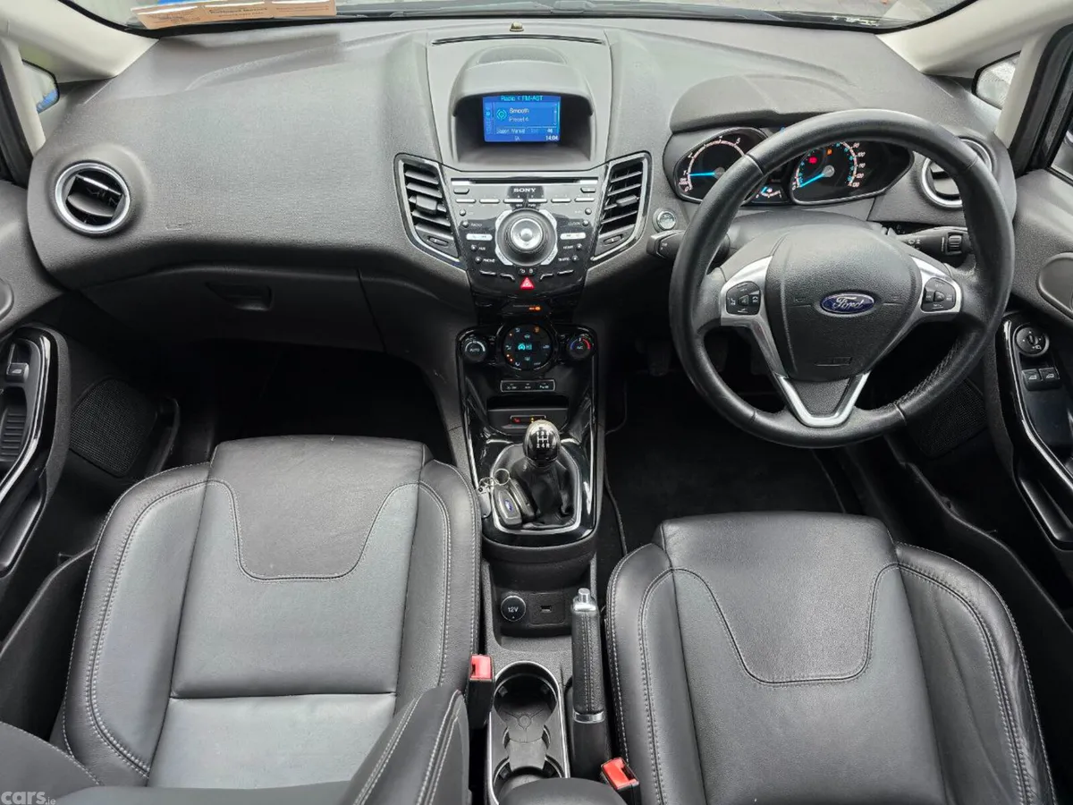 Ford Fiesta Hatchback, Petrol, 2017, Black