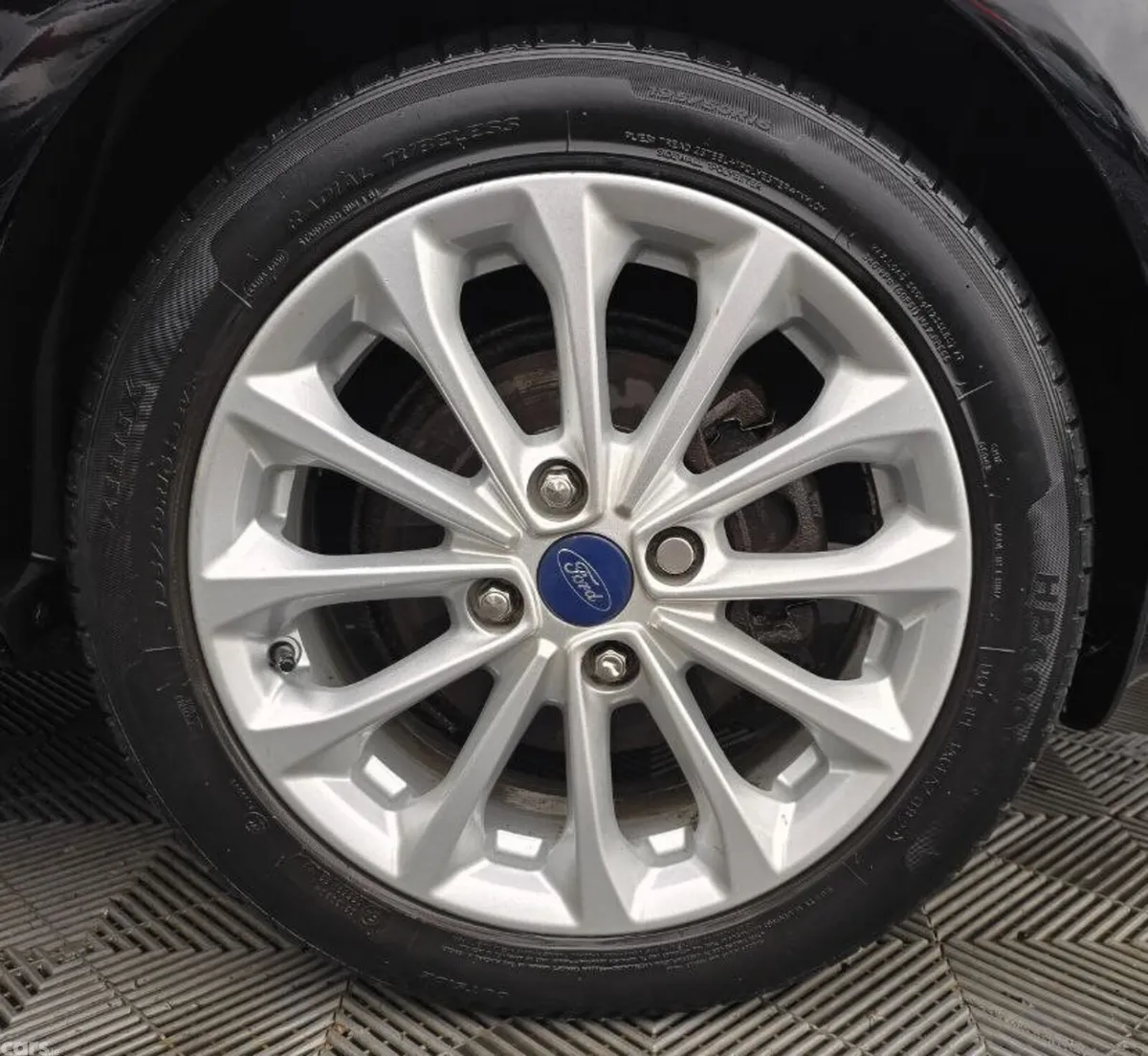 Ford Fiesta Hatchback, Petrol, 2017, Black