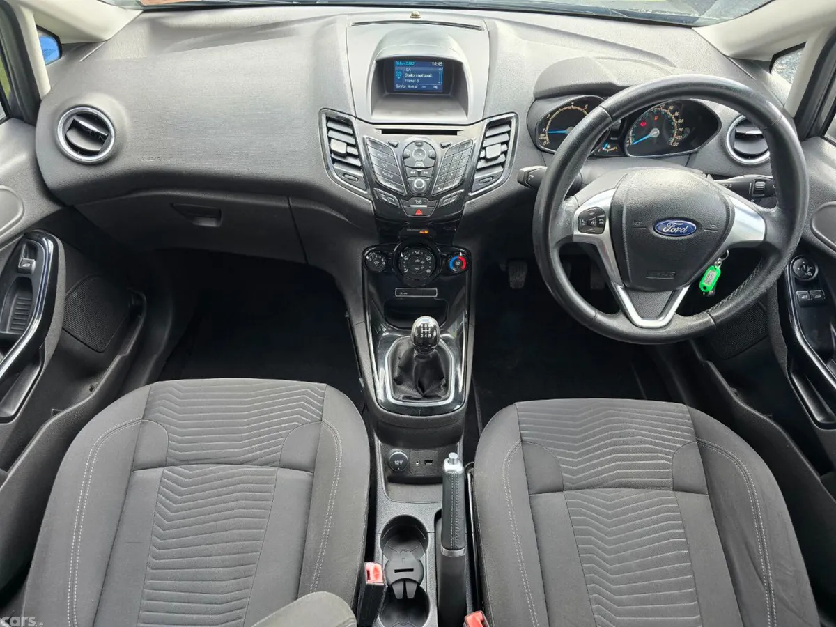 Ford Fiesta Hatchback, Petrol, 2015, Grey