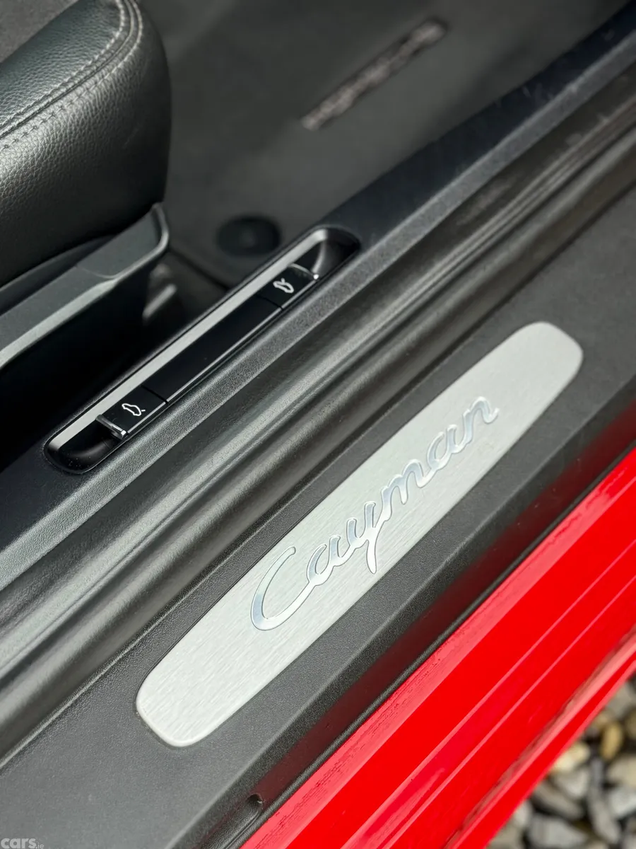 Porsche 718 Coupe, Petrol, 2018, Red