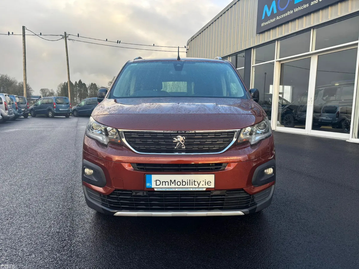 Peugeot Rifter MPV, Diesel, 2022, Orange